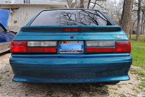 Mustang LX Tail Light Assembly Kit (87-93)