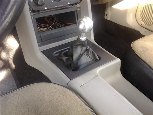 Mustang Leather Shifter Boot & Bezel Kit (87-93)